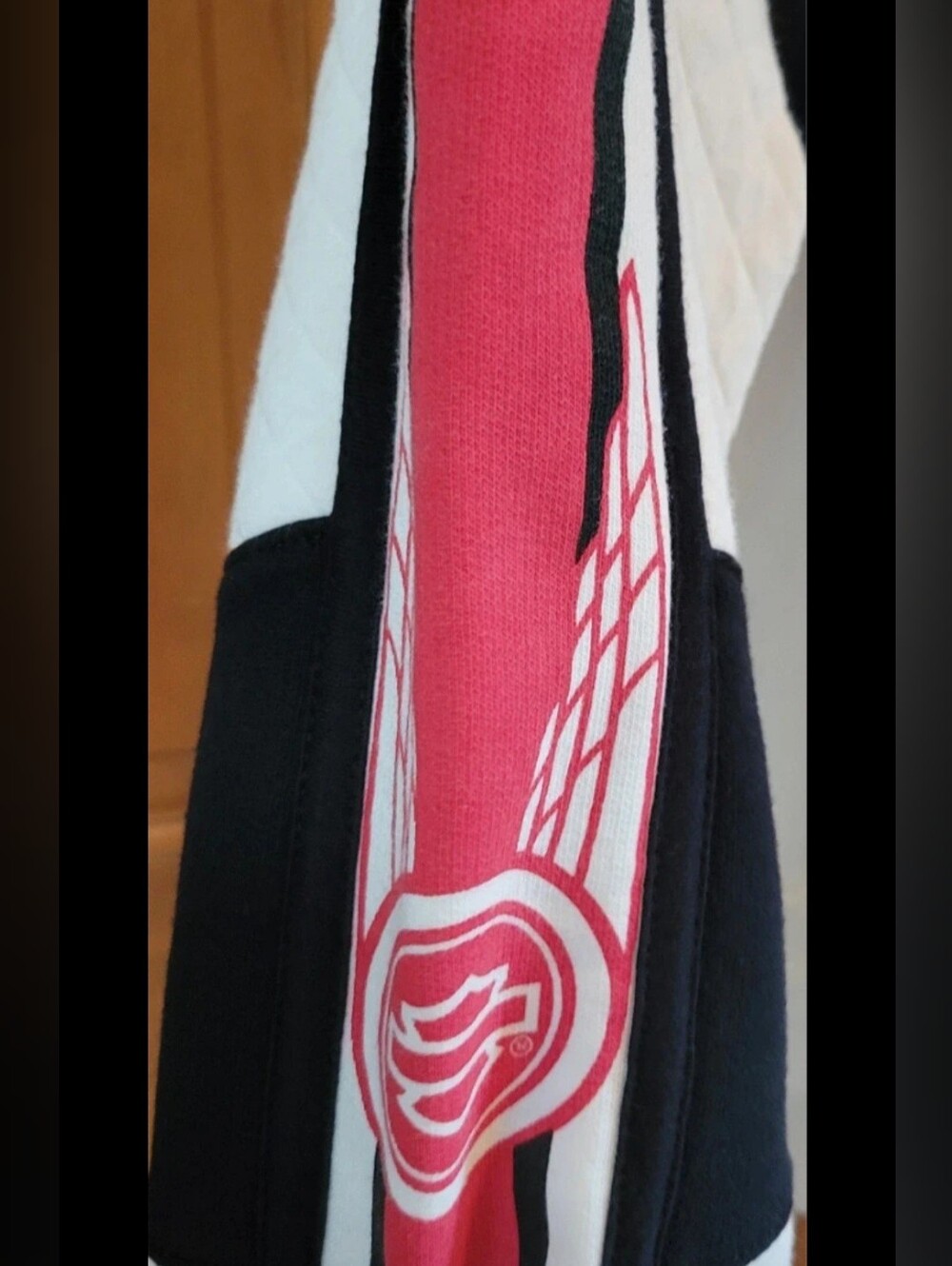 Harley-Davidson Women's White, Pink & Black Zip Hoodie - Picture 4 of 8